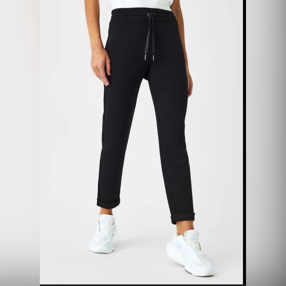 SPANX® AirEssentials Tapered Cuffed Pants Black size small